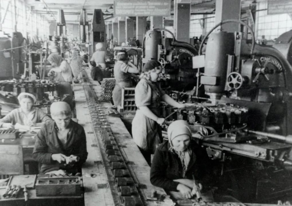 75 лет назад «Калашников» начал первую масштабную диверсификацию производства