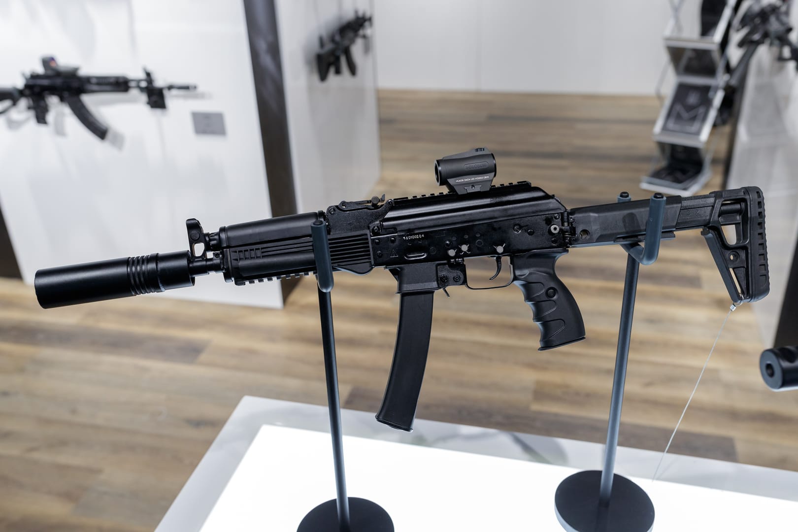 Представлен пистолет-пулемет Калашникова